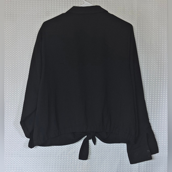 Simply Vera Wang XL Black Blouse Tie Front Minimalist Chic Capsule Work Top - Picture 10 of 10